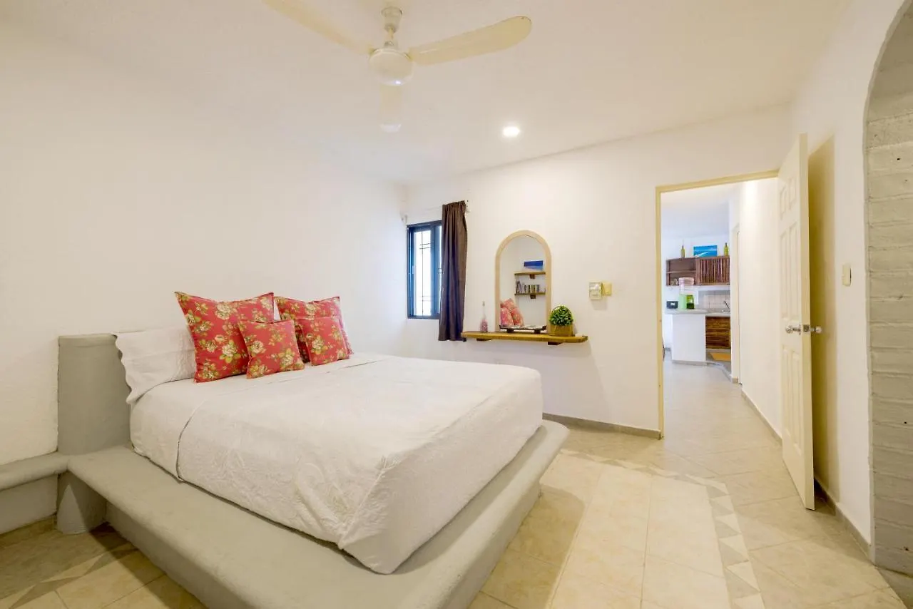 Mi Casa Es Tu Casa Near Beach Apartments Плая-дель-Кармен 0*,