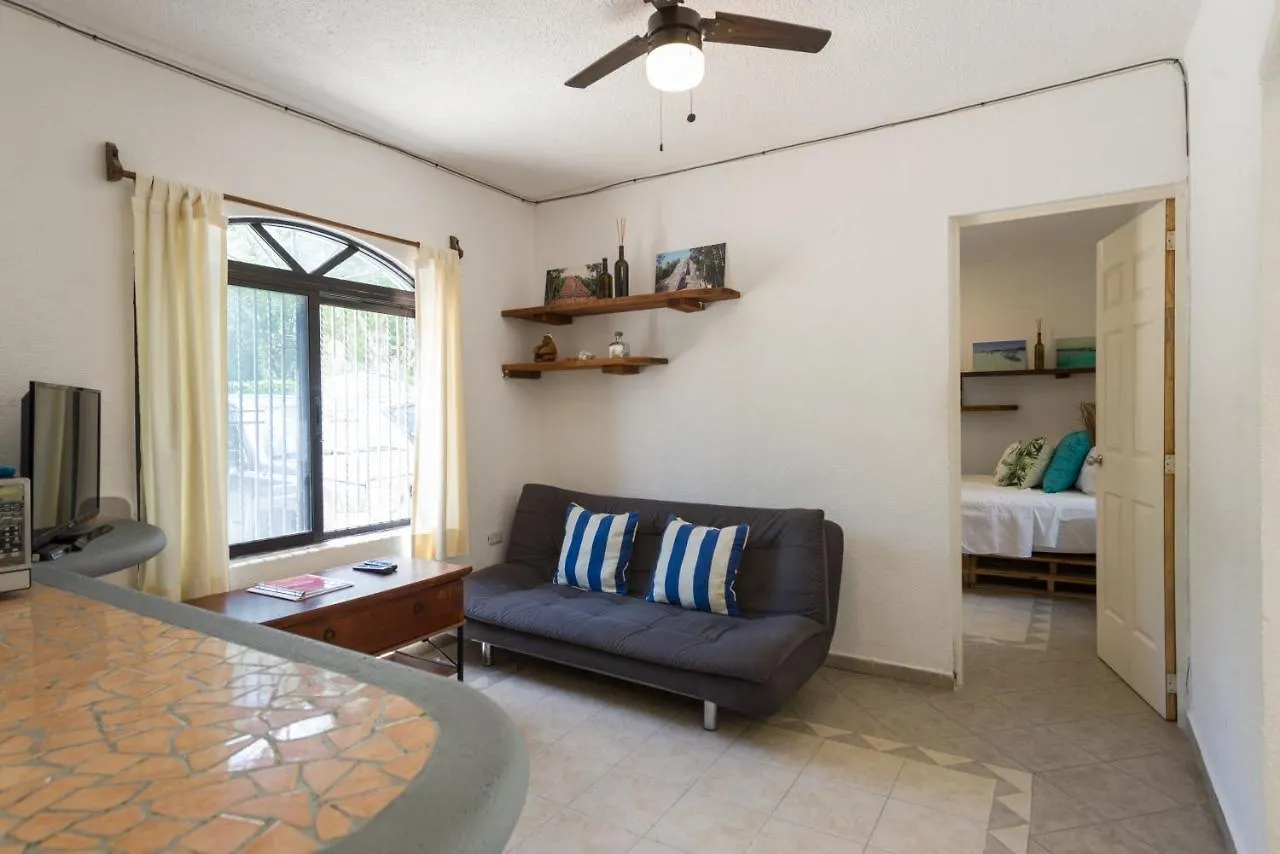 Mi Casa Es Tu Casa Near Beach Apartments Плая-дель-Кармен Апарт-отель