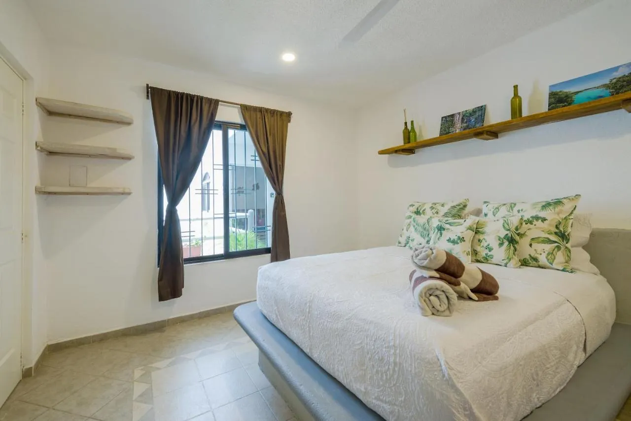 Mi Casa Es Tu Casa Near Beach Apartments Плая-дель-Кармен Апарт-отель