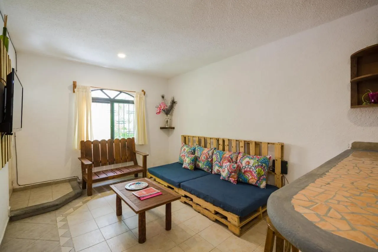 Mi Casa Es Tu Casa Near Beach Apartments Плая-дель-Кармен Апарт-отель